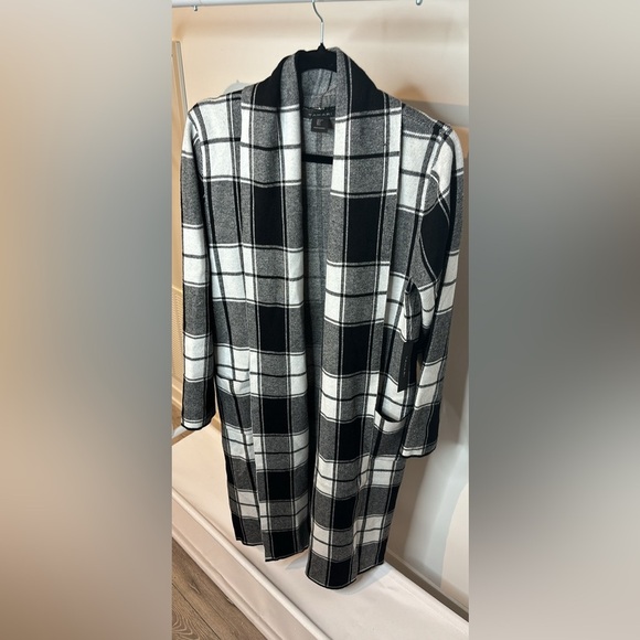 Brand New Tahari Plaid Cardigan L with Tag! - Picture 7 of 12